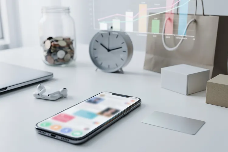 Millions Embrace No-Buy January 2026 to Curb Spending Amid Inflation